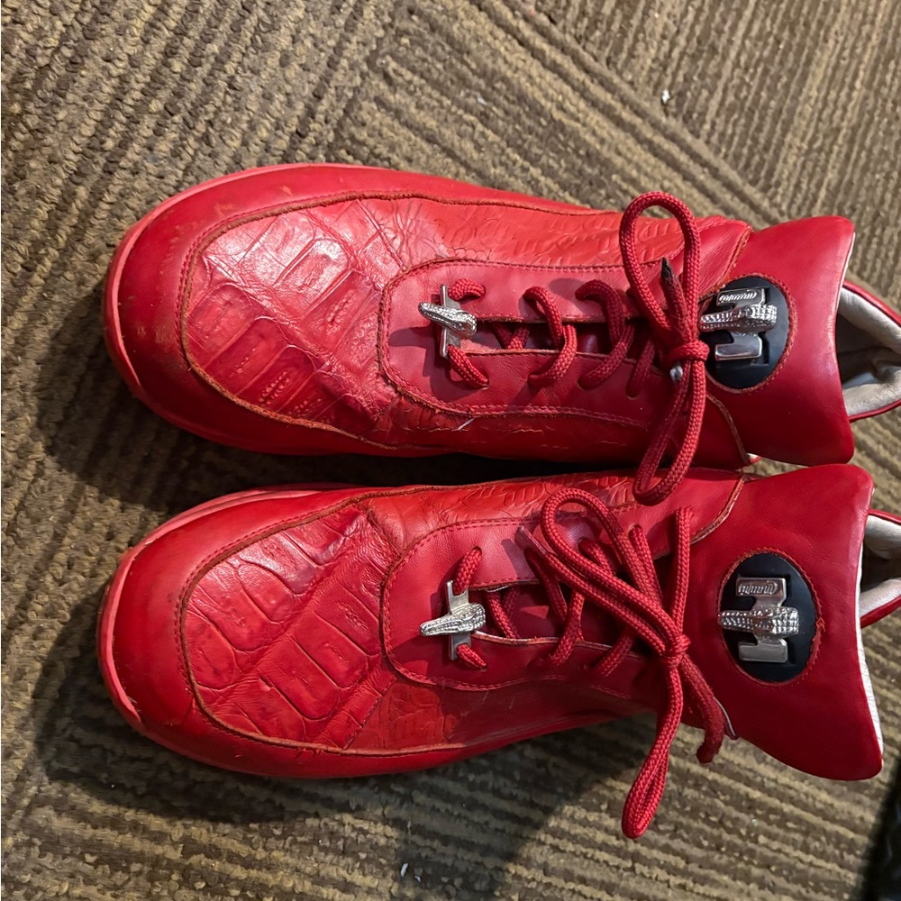 Mauri Red crocodile skin sneakers